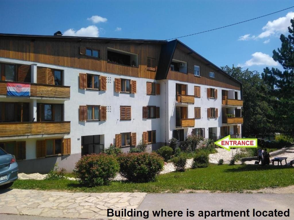 Apartman "Plitvice And You" Apartment Plitvicka Jezera Exterior photo