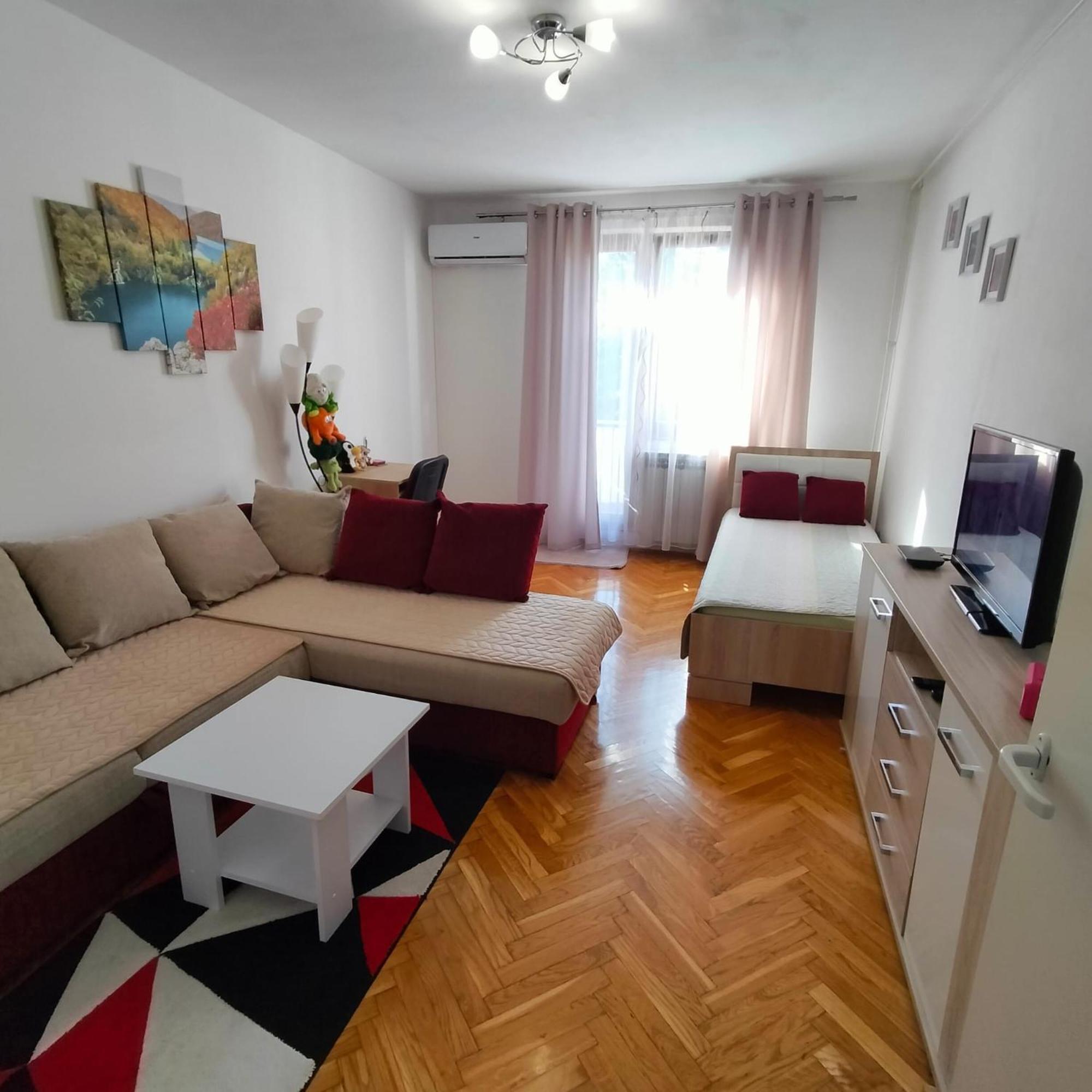 Apartman "Plitvice And You" Plitvicka Jezera Exterior photo